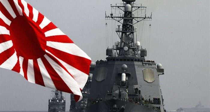 Japon kabinesi ülkenin en büyük savunma bütçesini onayladı