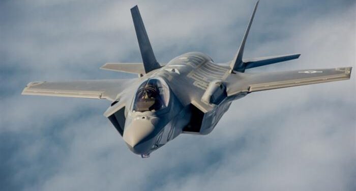 F35’İn havada ilk atış denemesi