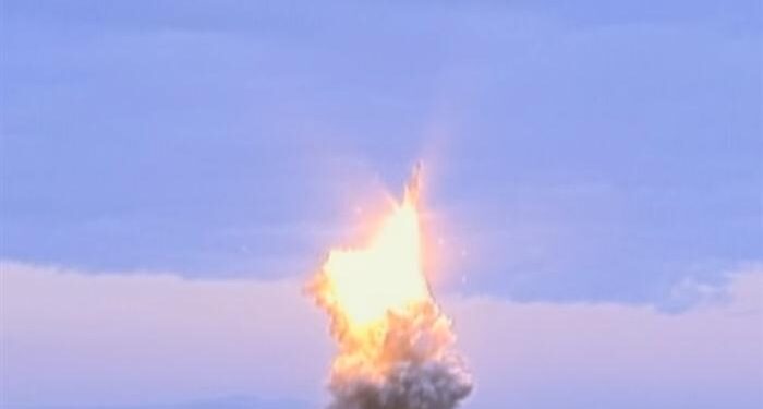 Kuzey Kore’nin denizaltı denemesi sahte olabilir