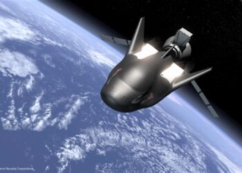 SNC Türkiye’de uçak, ABD’de uzay mekiği yapacak