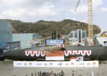 Endonezya’nın yeni denizaltısı denize indi