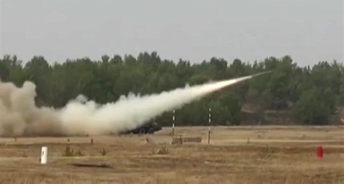 Ukrayna taktik füze denedi