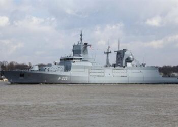 Almanya’nın ilk Tip 125 firkateyni denemelere açılıyor