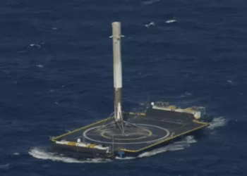SpaceX Falcon 9 inebildi
