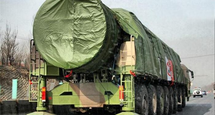 Çin en uzağa giden füzeyi denedi