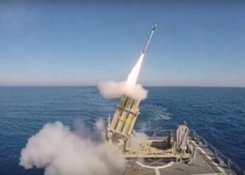 İsrail Demir Kubbeyi denize kuruyor