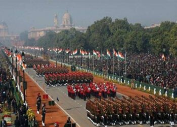 Hindistan silaha ödenek bulmak için asker sayısını azaltabilir