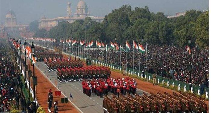 Hindistan silaha ödenek bulmak için asker sayısını azaltabilir