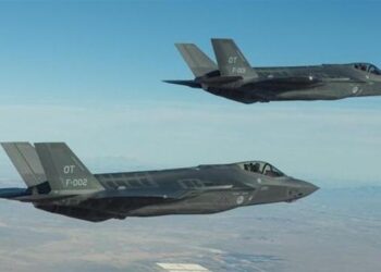 Hollanda’nın F-35leri ülkeye indi