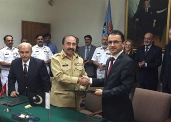 STM modernizasyon ihalesinde üreticiyi çalımladı: Pakistan’da Denizaltı Modernizasyon İhalesi Kazandı