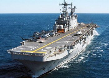 Fransa ilk Mistral gemisini Mısır’a teslim etti
