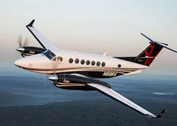 Kara Kuvvetlerine irtibat uçağı alınıyor