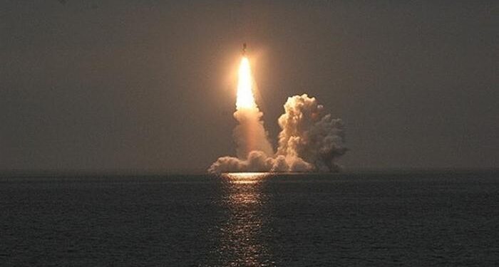 Rus Donskoy denizaltısı Bulava Füzesi testlerine katılacak