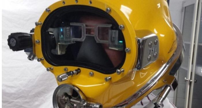 Amerikan donanma mühendislerinden dalgıçlara HUD maske önerisi