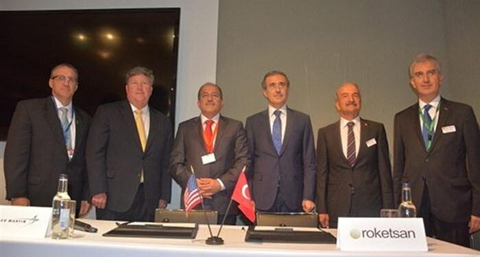 Lockheed Martin ve Roketsan, SOM-J için nihai anlaşmayı imzaladı