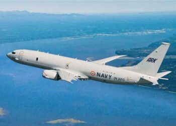 Hindistan Boeing ile 1 milyar dolara dört P-8I uçağı anlaşması imzaladı
