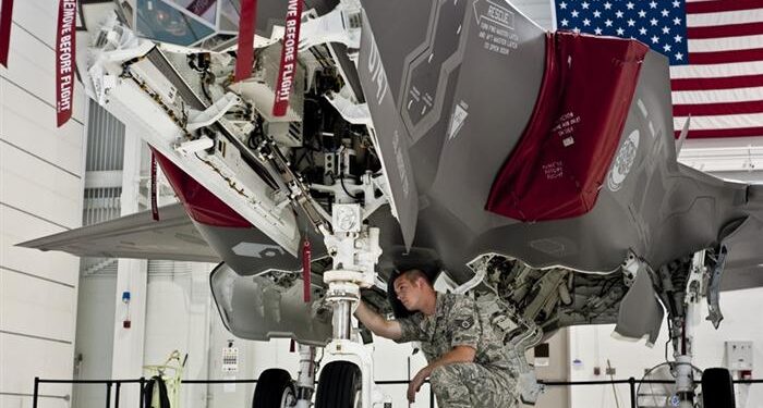 ABD Hava Kuvvetleri personel eksikliği çekiyor: Hava Kuvvetleri emekli komutanı