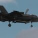 F-35B ilk gösteri uçuşunu Londra’da gerçekleştirdi