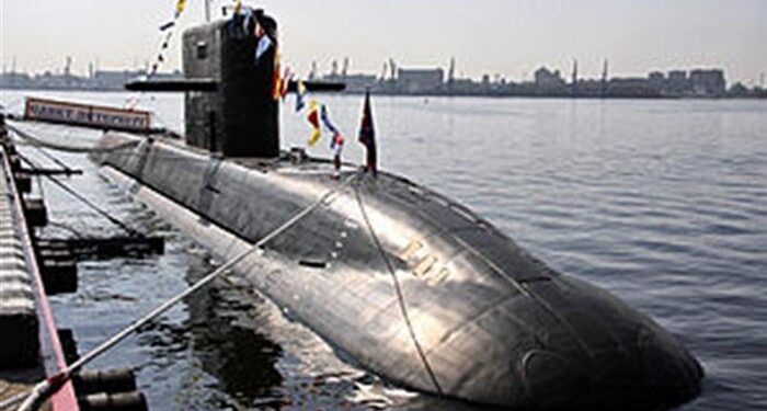 Lada Sınıfı İlk Denizaltı Operasyonel Oluyor