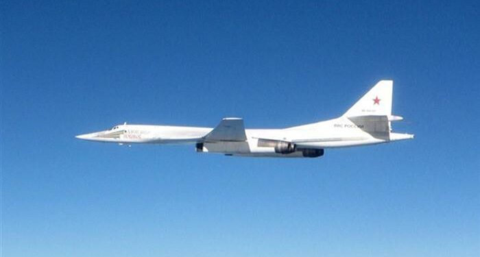 İngiltere Rus Bombardıman Uçaklarına Müdahele Etti