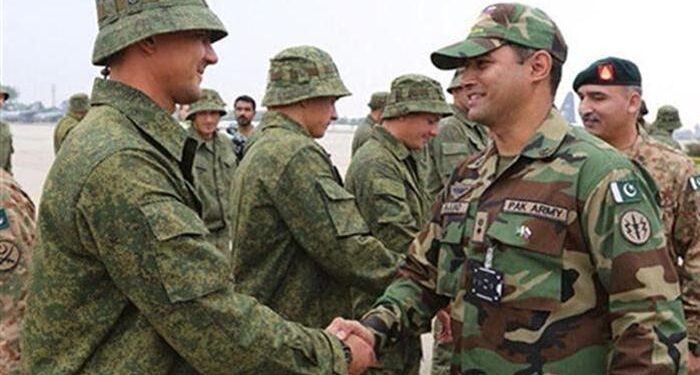 Eski Hasımlar Dost Oldu