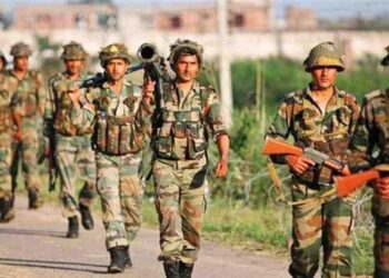 Hindistan Tüfek Yeniliyor