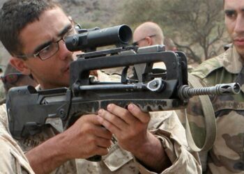 Fransa kendi tüfeğinin yerine Alman tüfeği tercih etti