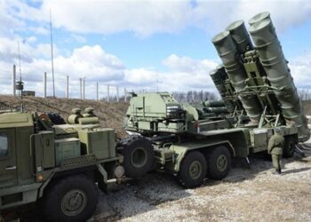 Hindistan’a Rus Füzesi