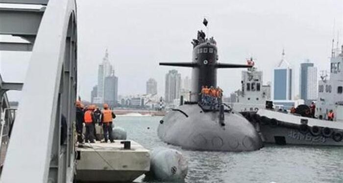 Çin’in İlk Nükleer Denizaltısı Emekliye Ayrıldı