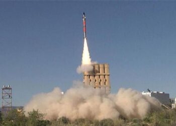 Azerbaycan’dan Demir Kubbe hamlesi