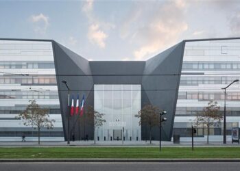 Fransa 2017 Bütçesini Belirledi