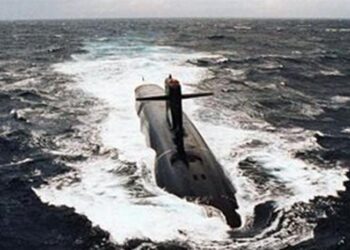 Fransa Denizaltılarını Bakıma Aldı