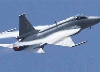 Pakistan 250 adet JF-17 Thunder edinecek