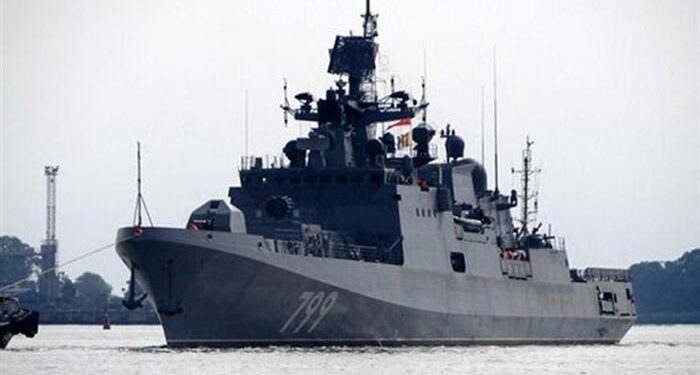 ‘Admiral Makarov’ Yola Çıktı