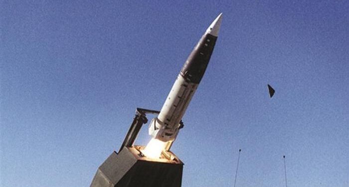 TACMS ilk uçuşunda