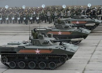 Rusya, Hava İndirme Birlikleri için 30 zırhlı muhabere aracı ediniyor