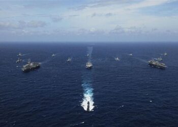 Hindistan ile Japonya Savunma ilişkilerini geliştirmek için görüşüyor