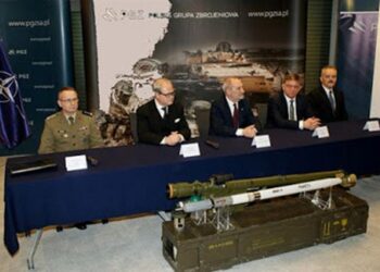 Polonya’dan ‘Piorun’ İmzası