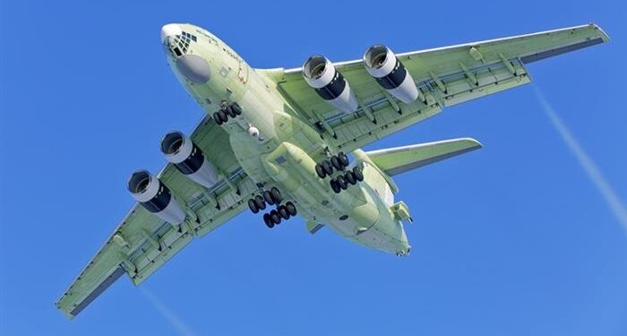 Rusya’nın Yeni Yakıt İkmal Uçağı, İlk Uçuşunu Yaptı