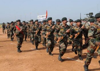 Hindistan’a $500 Milyonluk Tüfek Onayı