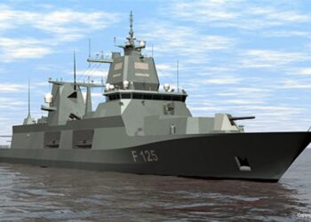 Üçüncü Fırkateyn Suya İndi