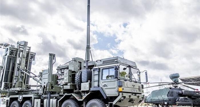 Sky Sabre Görücüye Çıktı