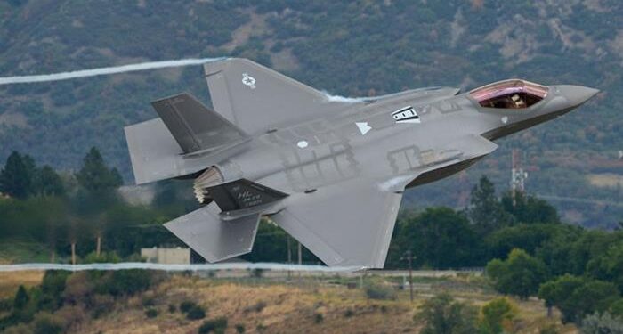Hindistan, F-35’e Göz Dikti