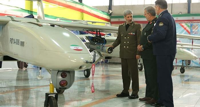 İran’ın Taarruz Kabiliyetine Sahip İHA’sı Seri Üretime Geçiyor
