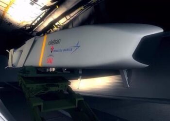 SOM-J F-35’in içinde gösterildi