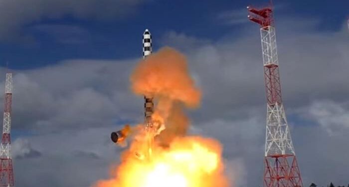 Rusya’dan Sarmat ICBM Testi