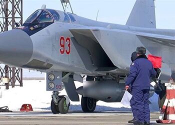 Uçak Gemilerini İmha Edebilir