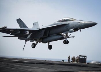 Super Hornet’lere Blok III Yükseltmesi