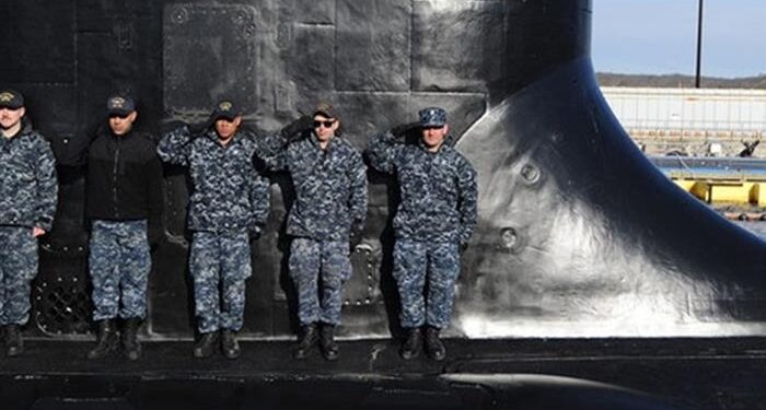 USS Colorado Hizmete Girdi