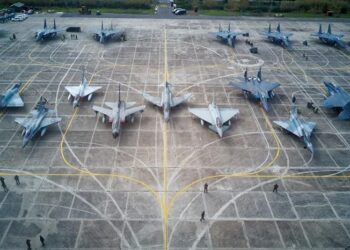 Typhoon, İlk Kez Yunanistan’da